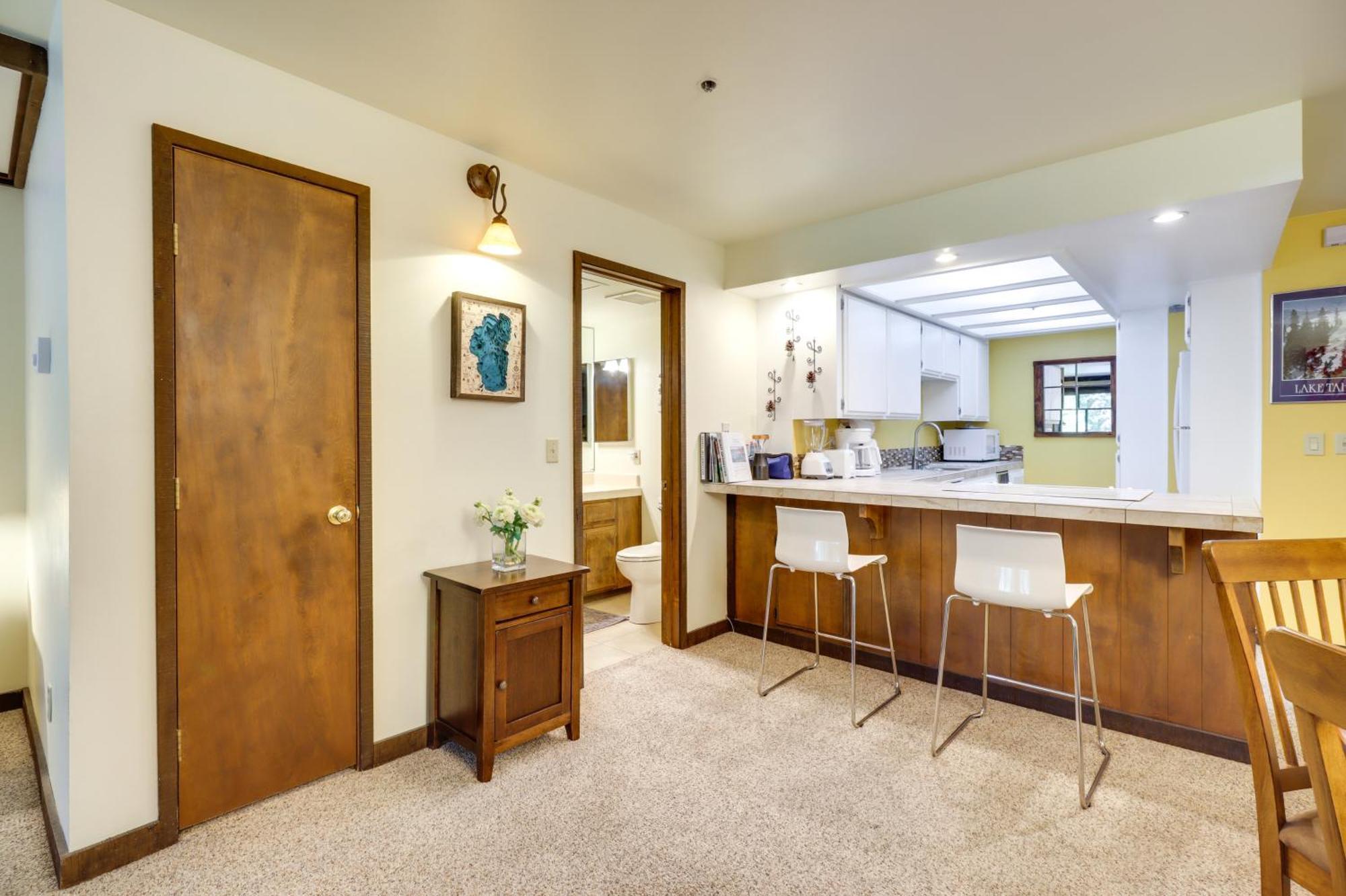 Incline Village Condo With Balcony 1 Mi To Trail! Екстер'єр фото